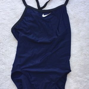 Nike swimsuit  3-$30🌈